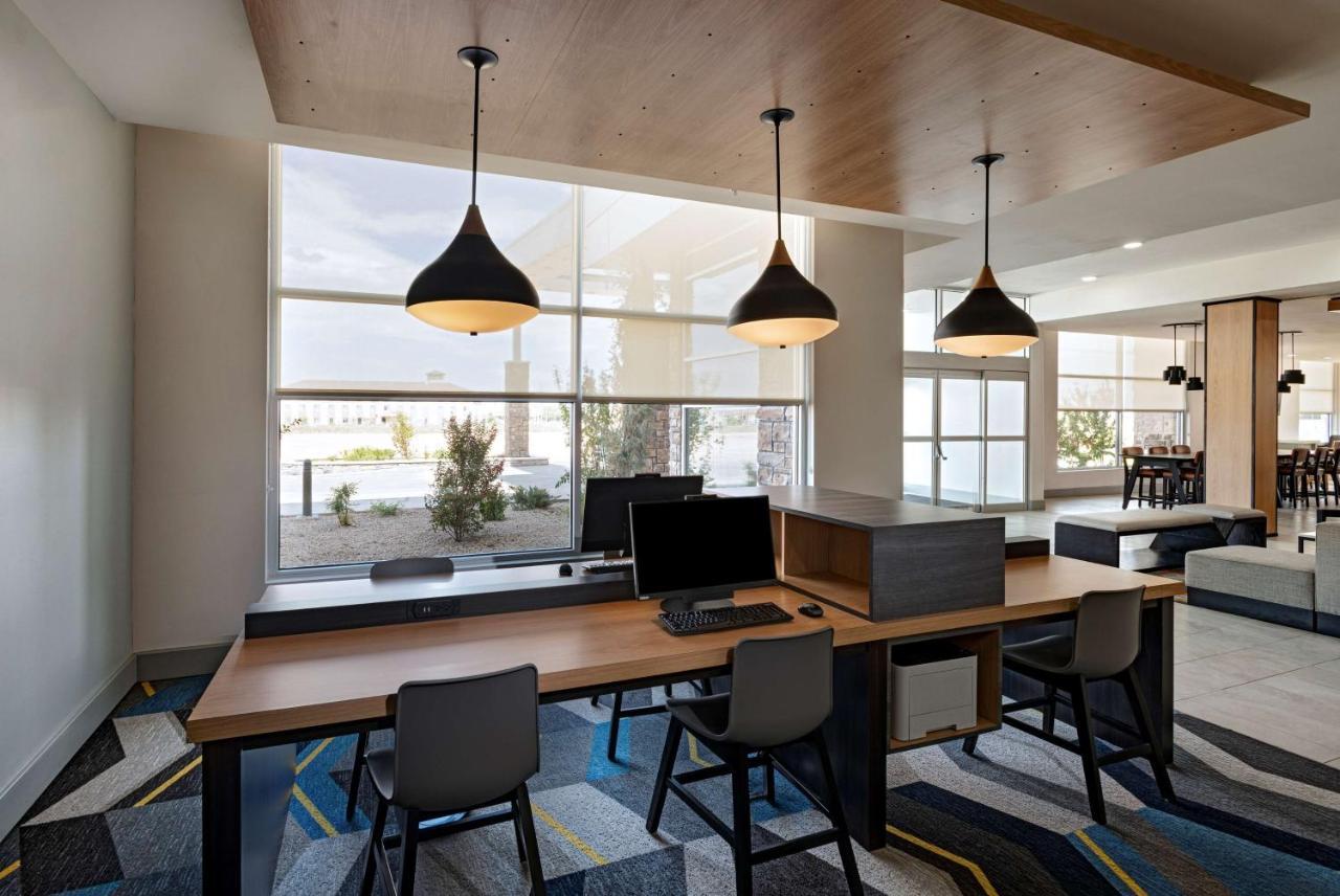 Hyatt House Hotel 3*